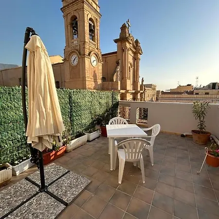 La Casa In Piazza Terrasini
